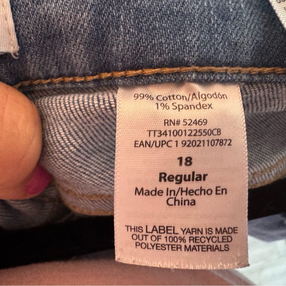 Time and Tru Light Blue Distressed Boyfriend Jeans - Picture 3 of 4